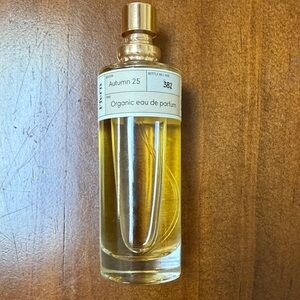 Ffern Autumn 25 Organic Eau de Parfum (1 fl oz) With diffuser. Used twice.